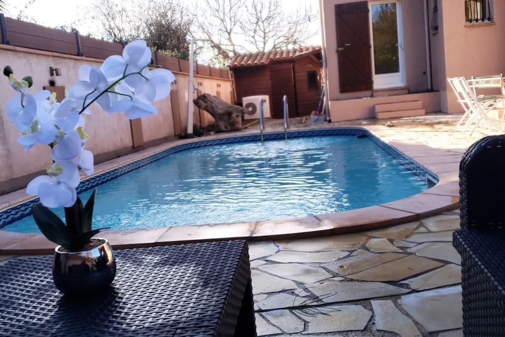 Villa Avec Piscine A St Marie La Mer Сент-Мари-ла-Мер Экстерьер фото